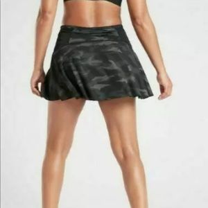 Athleta black camo athletic skirt